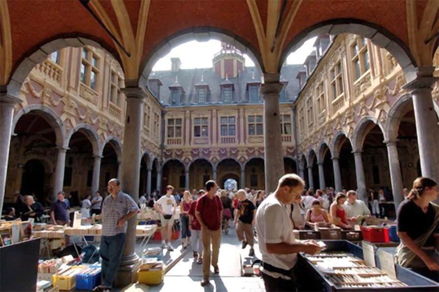 Appartement Design Hyper Centre Lille - Netflix Wifi Fibre - Parking Buitenkant foto